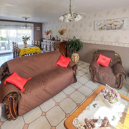 Lovely In Quoux-haut-mainil Haut-Maînil