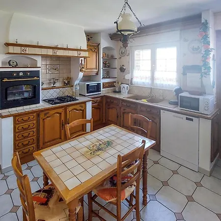 Lovely In Quoux-haut-mainil Σπίτι διακοπών Haut-Maînil